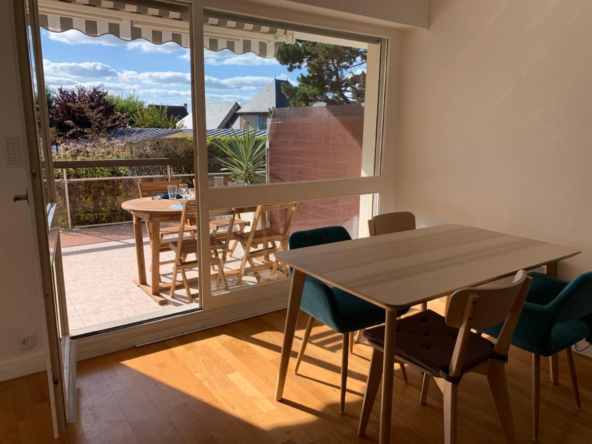Trouville, Appartement Renove Avec Grande Terrasse Au Calme ภายนอก รูปภาพ